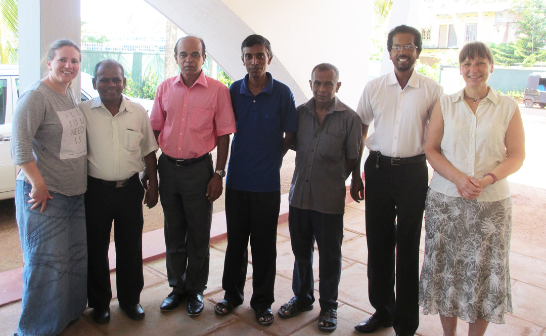 Mitglieder-des-LC-Hikkaduwa-mit-dem-deutschen-Koordinatorenteam